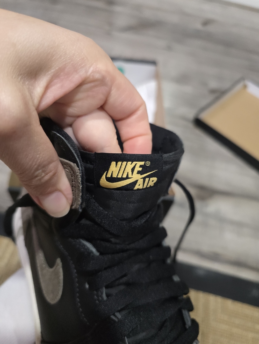 Nike Air Jordan 1 Retro High OG Palomino Mens 7 Womens 8.5 - Picture 9 of 13